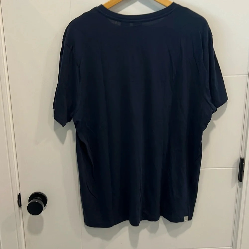 🧡💙 Bench 1/4 Button navy blue  short sleeve shirt size XL